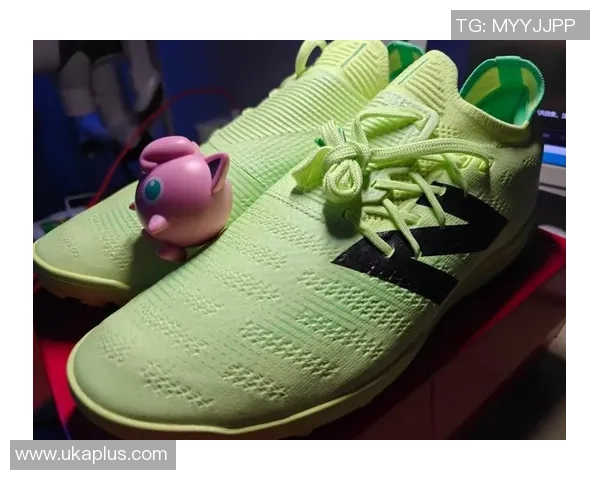 新百伦足球鞋携手球星代言人引领运动潮流 打造专业与时尚兼具的全新体验 新百伦足球鞋携手球星代言人引领运动潮流 打造专业与时尚兼具的全新体验