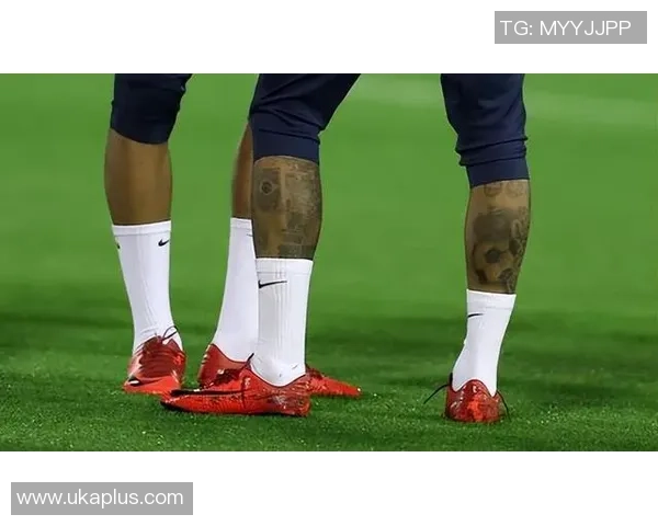 足球球星独特纹身背后的故事与意义解析